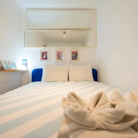 Apartment Lovely In The Heart Of Historic Alfama Lisbon