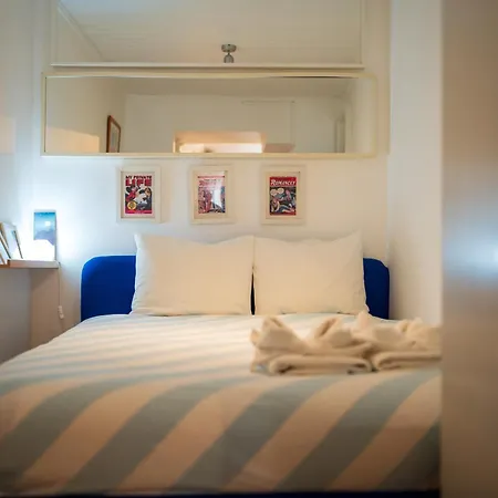 Lovely In The Heart Of Historic Alfama Appartamento Lisbona
