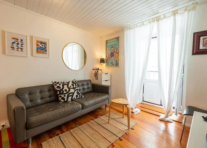 Lovely In The Heart Of Historic Alfama Apartment *