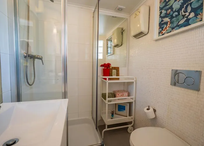 Lovely In The Heart Of Historic Alfama Apartment